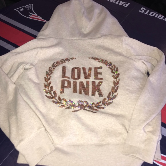 🤩SOLD🤩 VICTORIA SECRET PINK LOT - Picture 5 of 8